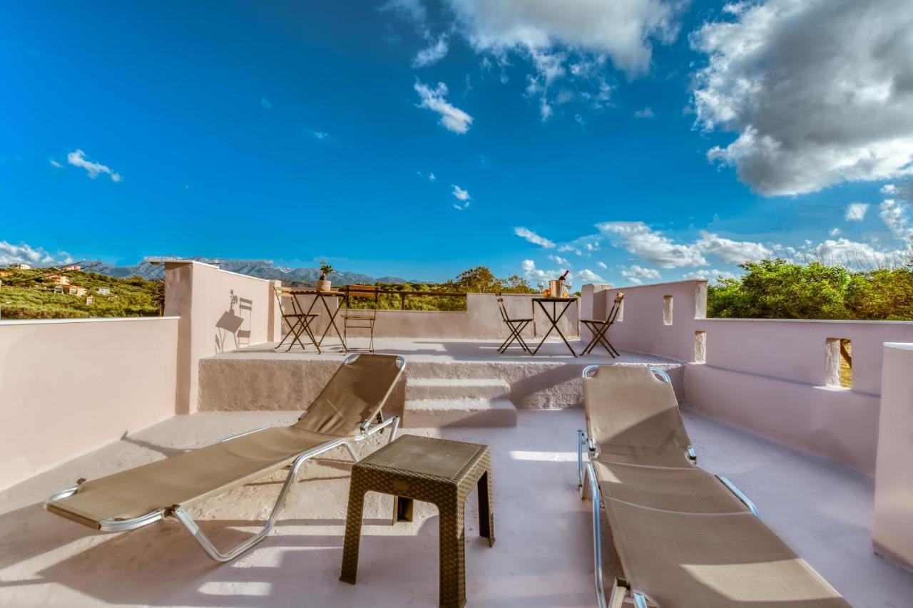 Gregory Village Sea View Apartahotel